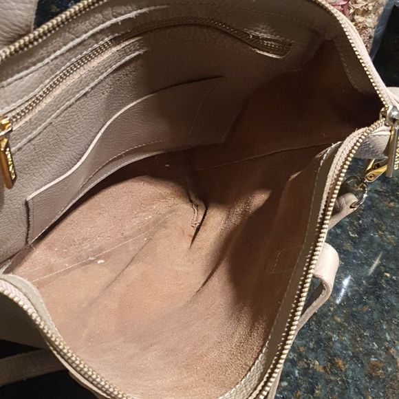 Cuyana Tall Easy Zipper Leather Tote - Cream
